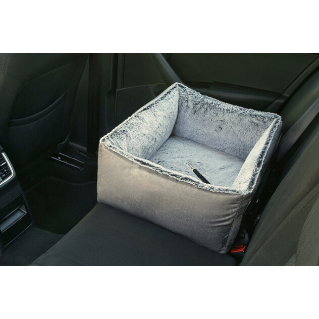 pelech do auta sivý 02-